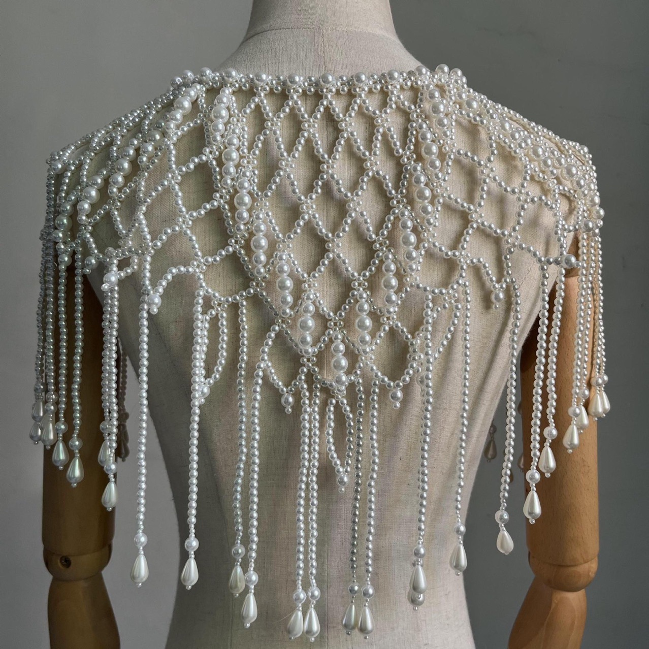 Colete de Corpo Artesanal com  - Body Jewelry Vest avaliação e preço